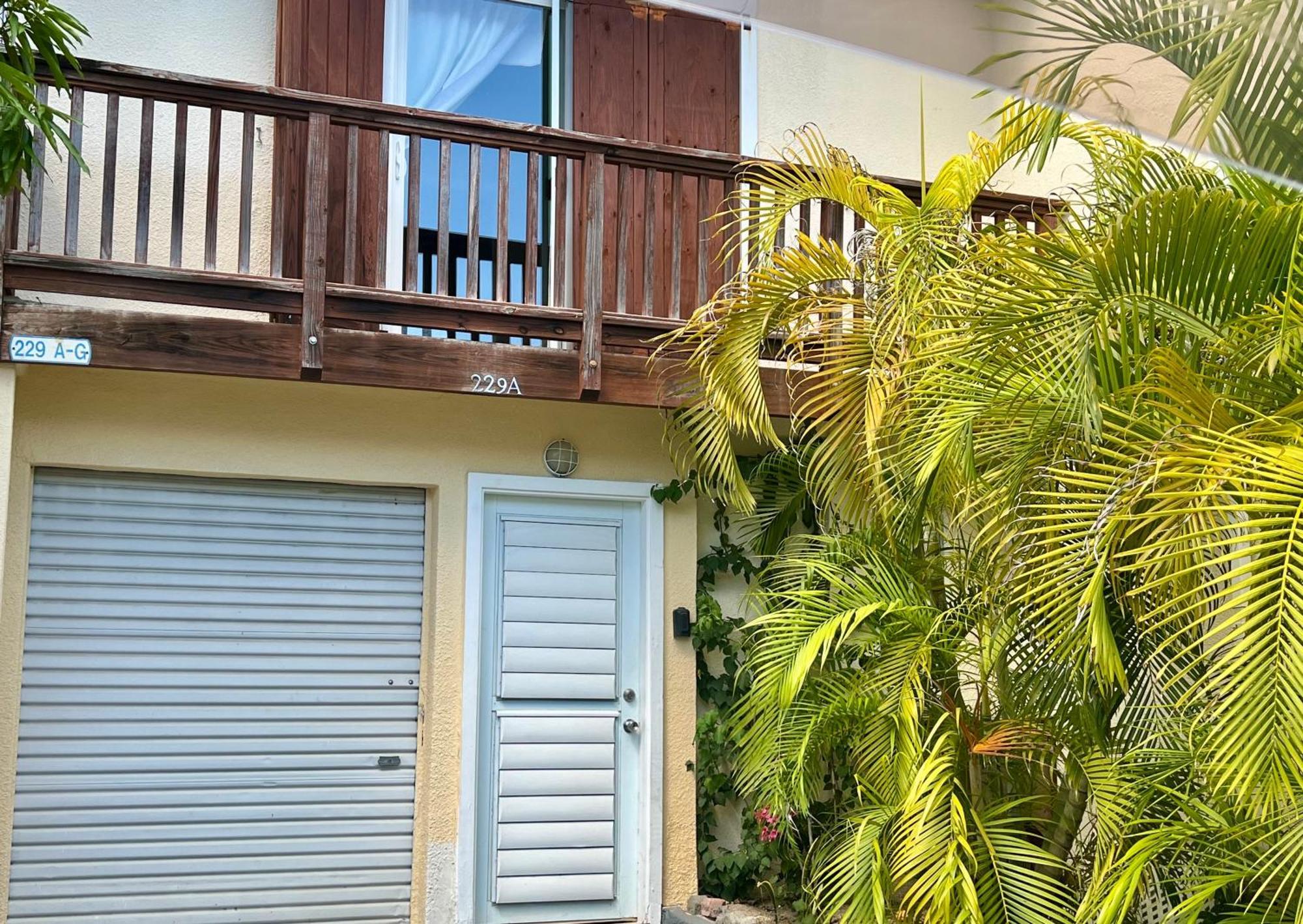 Antigua Chiama Italia Villas Jolly Harbour 외부 사진