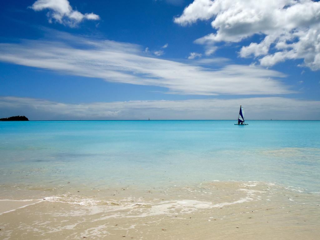Antigua Chiama Italia Villas Jolly Harbour 외부 사진