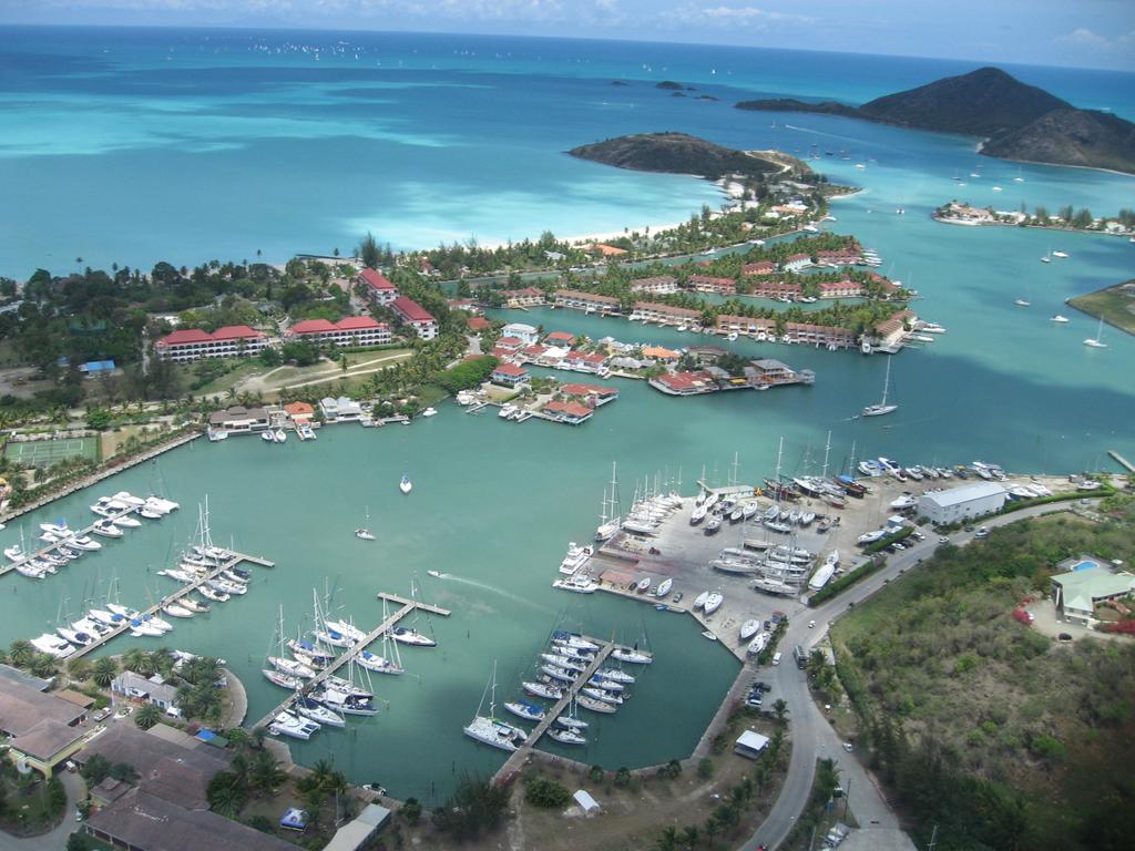 Antigua Chiama Italia Villas Jolly Harbour 외부 사진