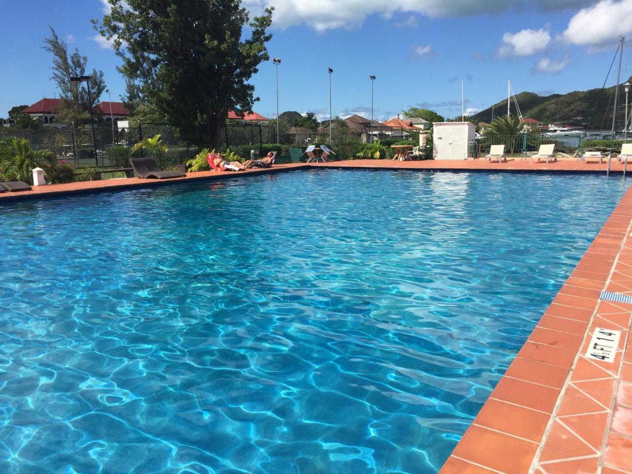 Antigua Chiama Italia Villas Jolly Harbour 외부 사진
